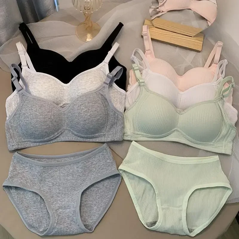 Conjuntos de sujetador sin cos - Bralette Triangle Set reseña y precio