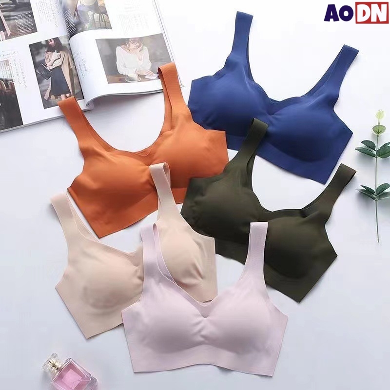 Ropa interior fina y tranquili - Bralette Triangle Set reseña y precio