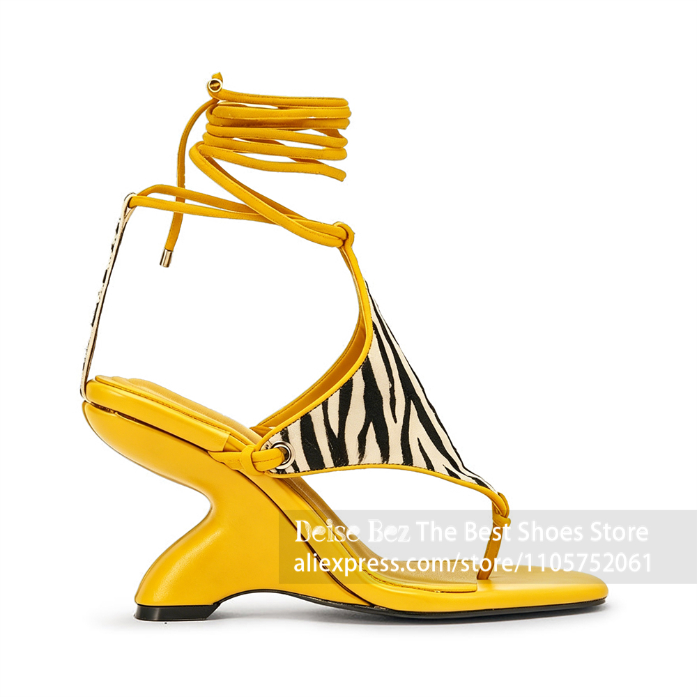 Sandalias de tacón esculpido c - Sandal Strappy Heeled reseña y precio